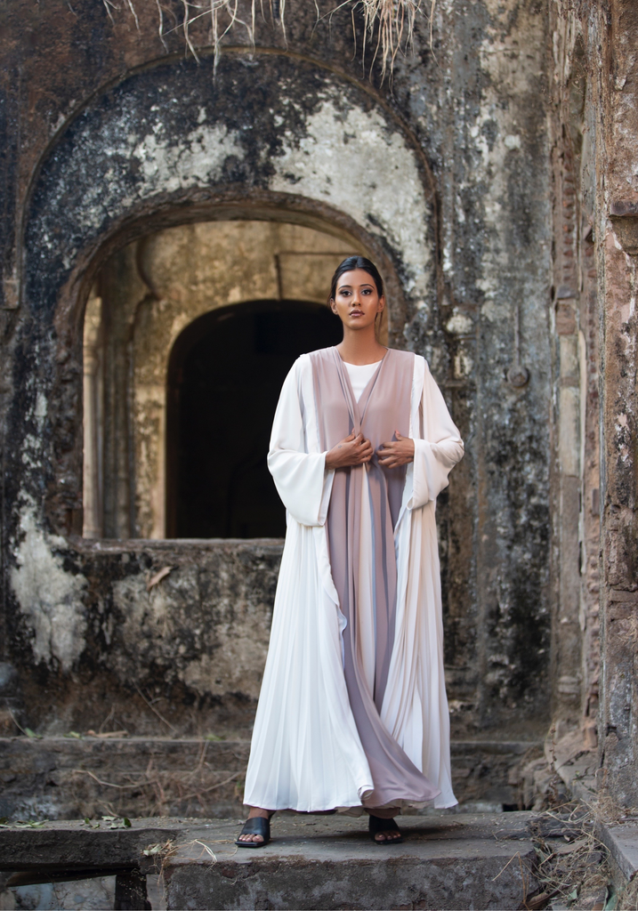 Side Pleeted Abaya